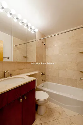 Rented by Mirador Real Estate | media 10