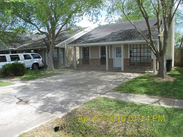 1st image of 131 Gena Marie Dr