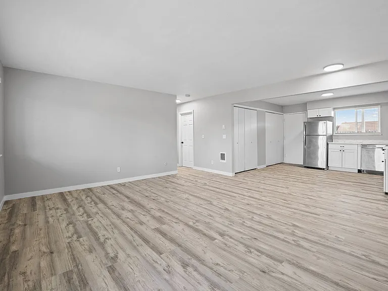Eastside Village Apartments — Photo 25