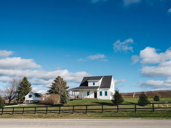 8114 Sayler Rd, Williamsburg, MI 49690