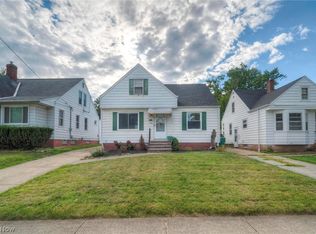5182 Erwin St, Maple Heights, OH 44137