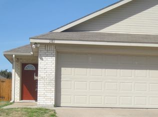202 Robin St, Crowley, TX 76036