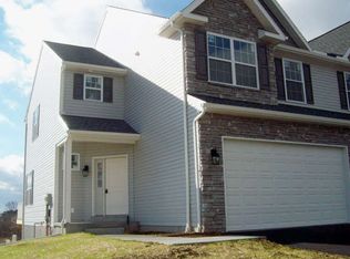 27 Canvasback Ln, Elizabethtown, PA 17022