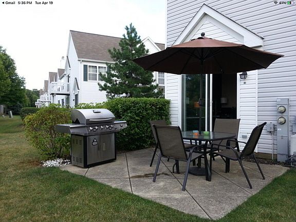 3rd image of 68 Arboretum Dr