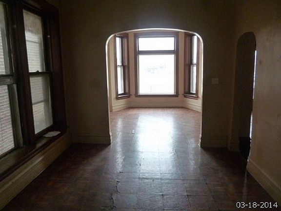 3rd image of 3141 W Flournoy St
