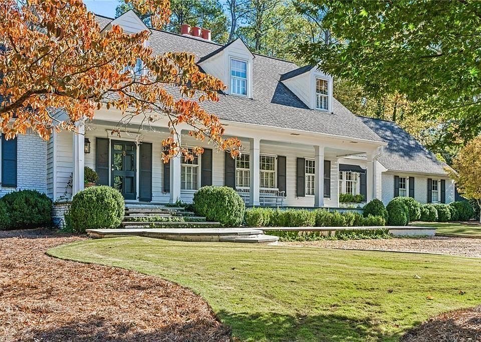 1st image of 521 Heyward Cir NW