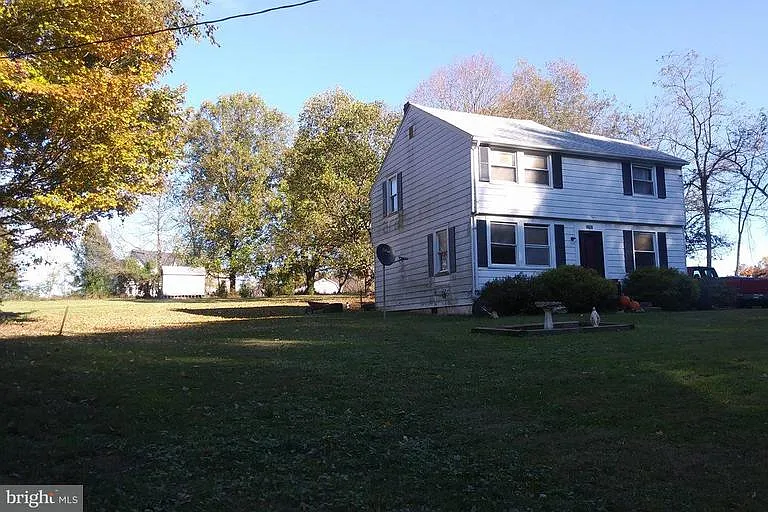 21901 Slidell Rd photo 1