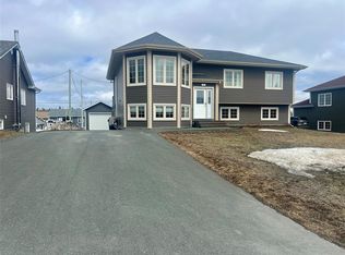 12 Howe St, Gander, NL A1V0E7