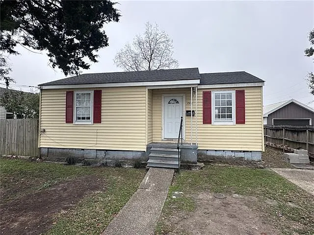 7912 Richard St — Photo 2