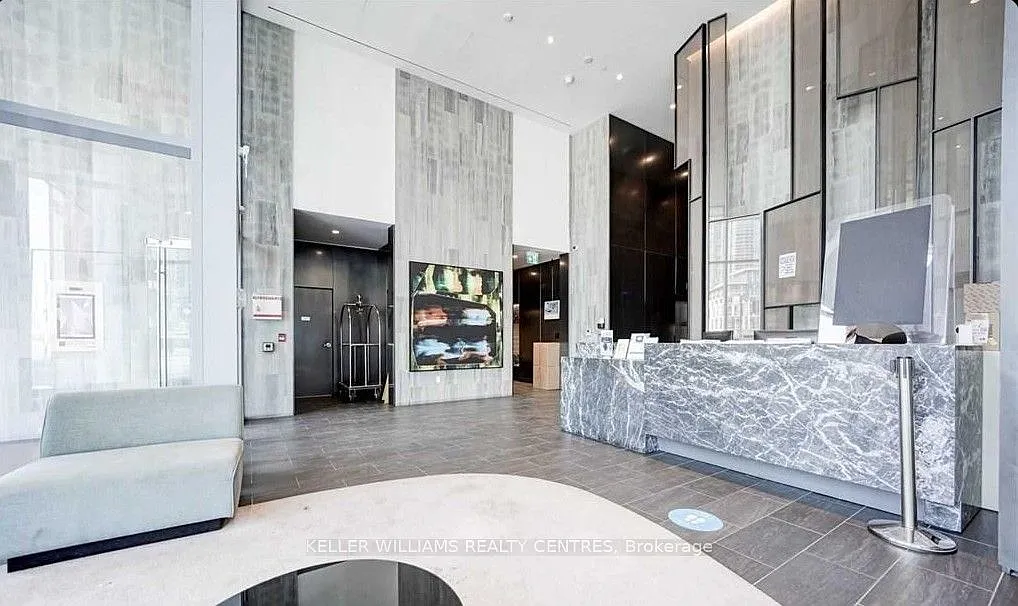 Minto Westside Condos — Photo 3