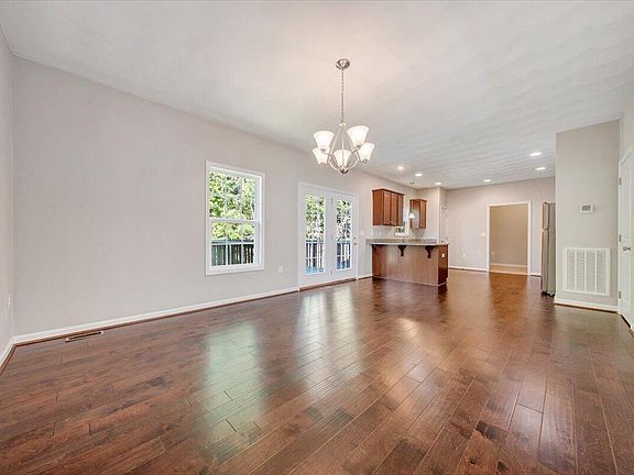 4th image of 4320 William Ct