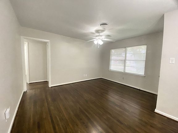 3rd image of 329 Cypress St
