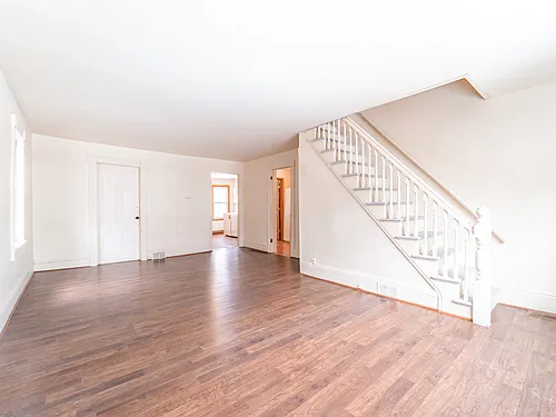 75 Diem St Photo 1