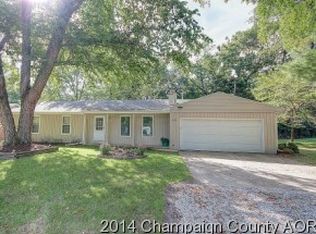 1509 Mitchell Dr, Mahomet, IL