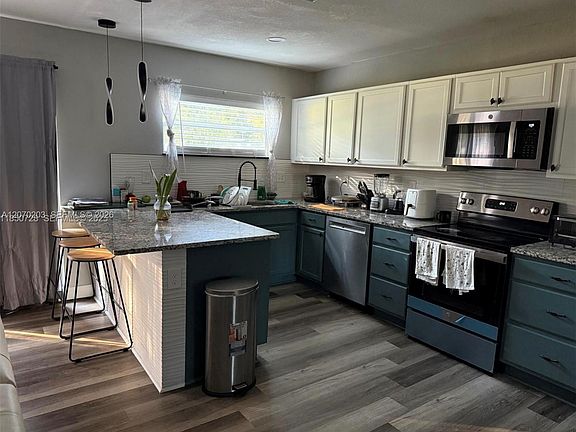 3rd image of 2514 Gayland Rd