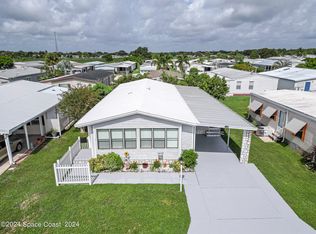 920 Hyacinth Cir, Barefoot Bay, FL 32976