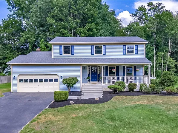 26 Cindy Lane, Halfmoon, NY 12065