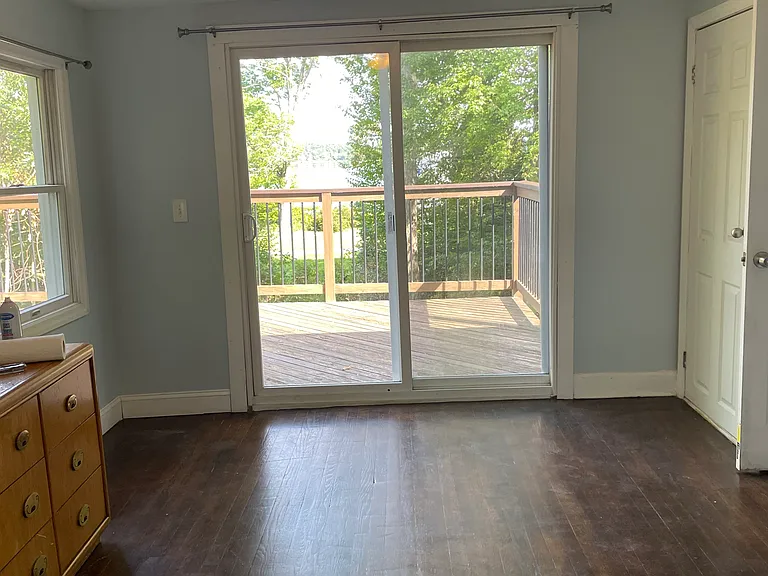 Lakeview Dr — Photo 6