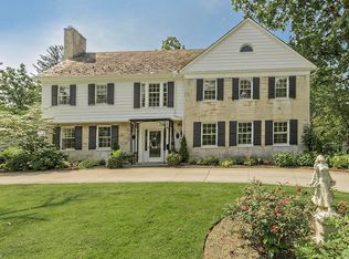 22400 McCauley Rd, Shaker Heights, OH 44122