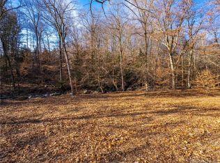 1 Lesh Ln, New Milford, CT 06776