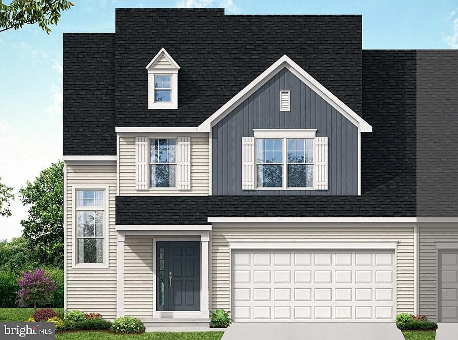 1st image of 125 Village Dr