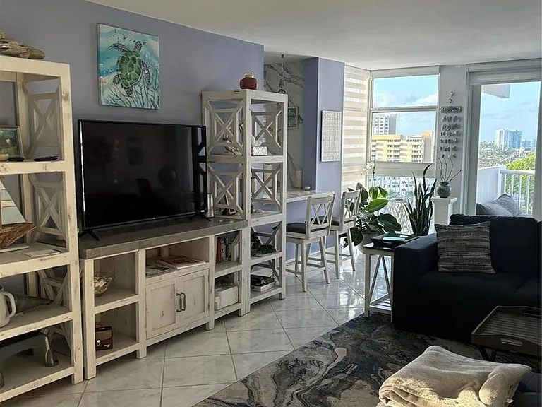 1370 S Ocean Blvd #1005 — Photo 15