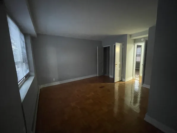 67-25A 186th Ln #G, Fresh Meadows, NY 11365