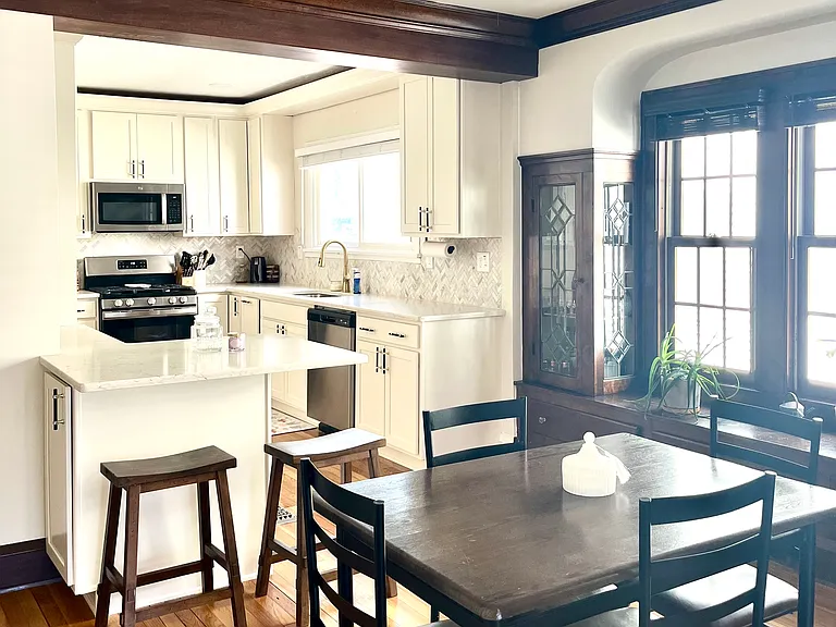 2204 Lincoln Ave #DN — Photo 2