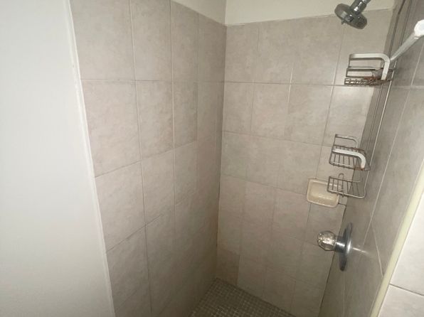 3585 1/2 E 1st St #3585-1/2