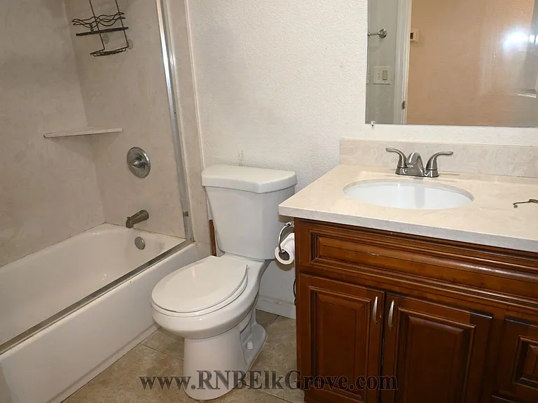 2271 E Church St — Photo 16