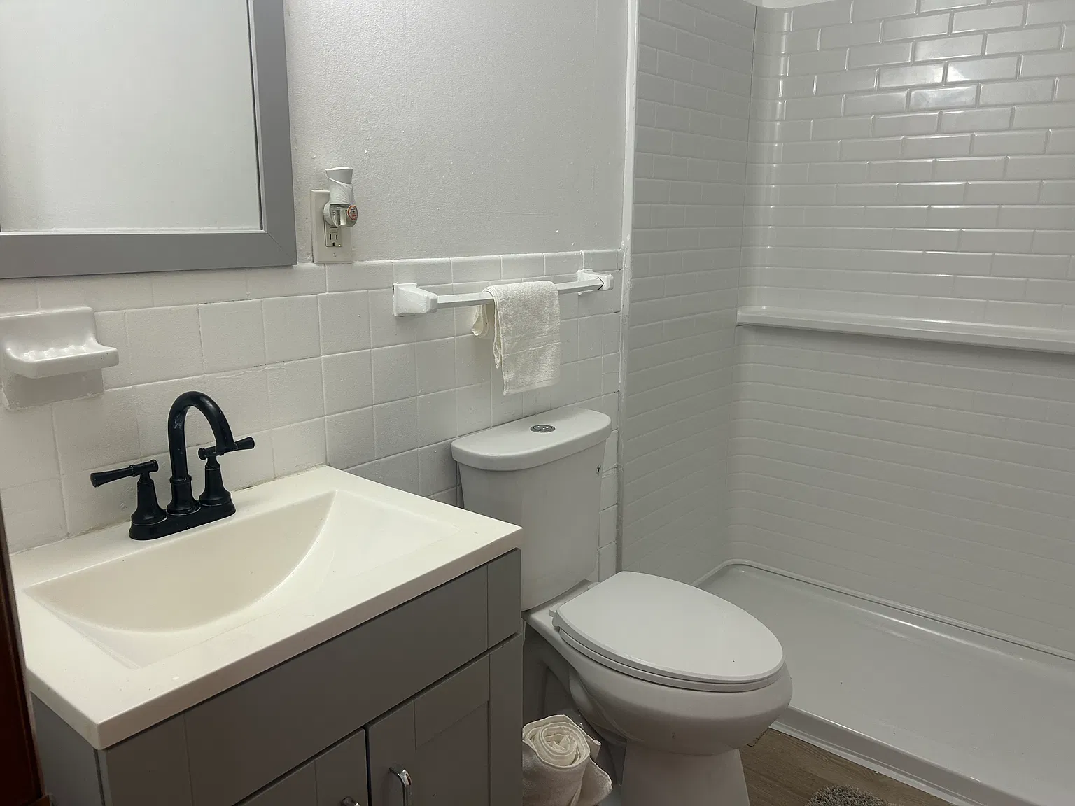 2 bed, $1,800 — Photo 3