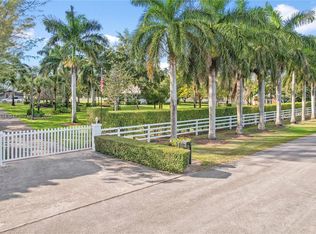 28320 SW 207th Ave, Homestead, FL 33030