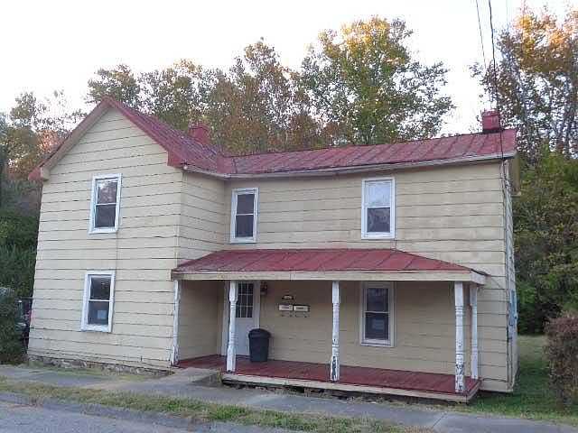 1st image of 303 W 29th St