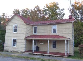 303 W 29th St, Buena Vista, VA 24416