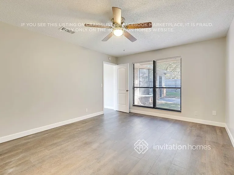 6241 Cranberry Ln E — Photo 16