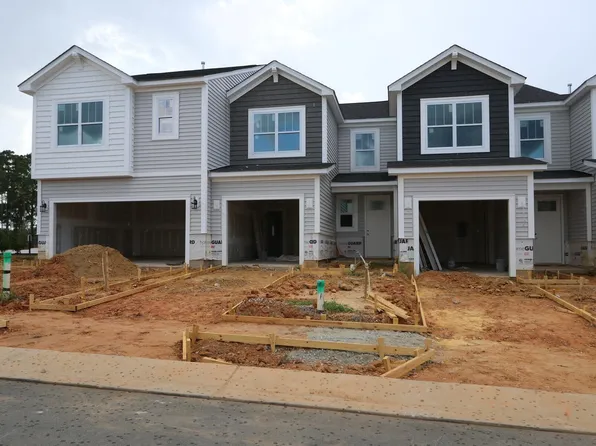 57 Dorado Dr #195, Angier, NC 27501