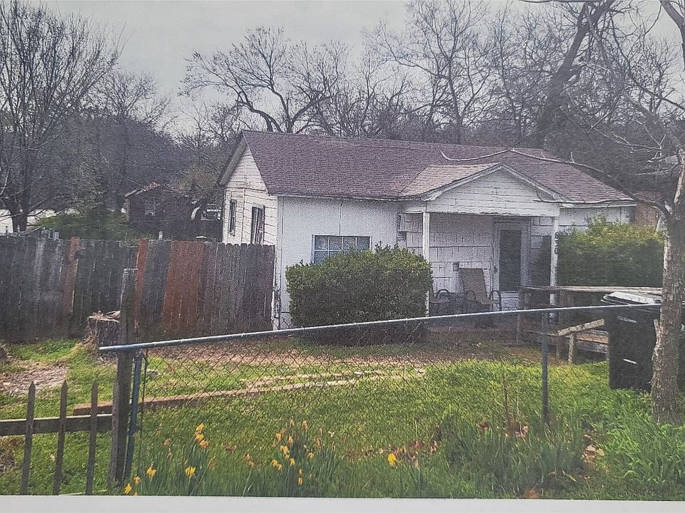 1st image of 630 E Woodard St