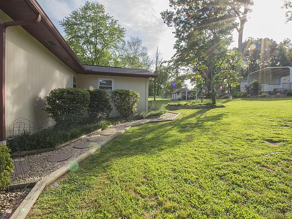 3rd image of 5724 NW Outer Dr