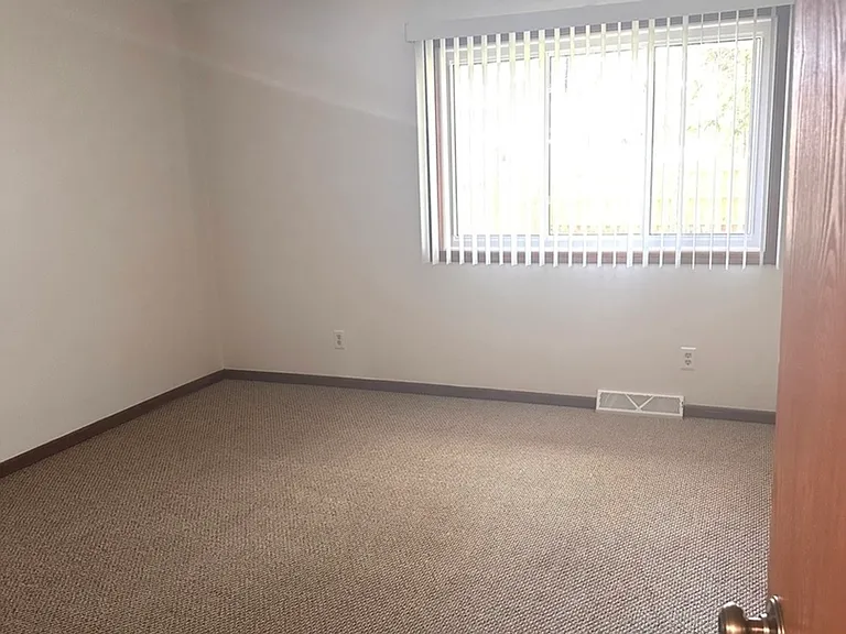 313 South Ave — Photo 5