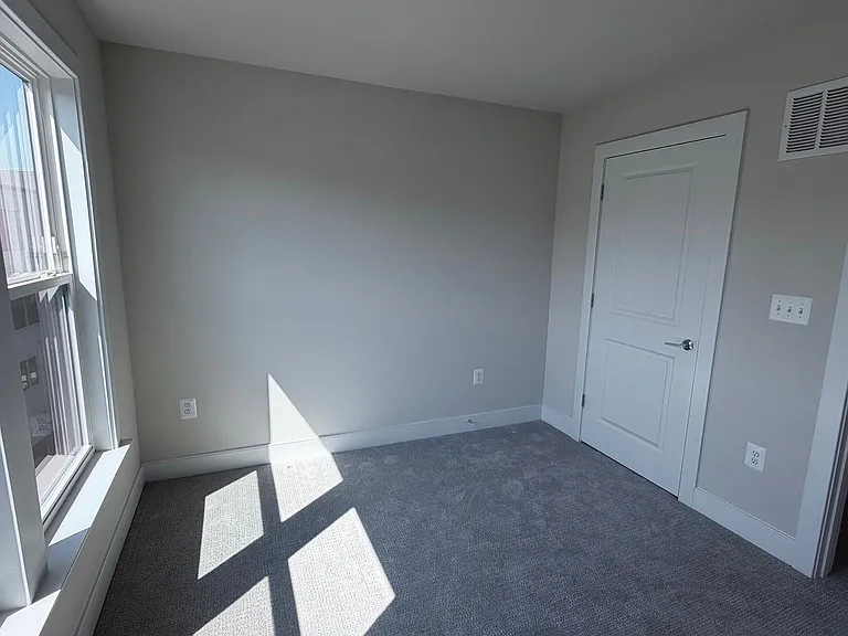 12742 Verdant Way — Photo 32