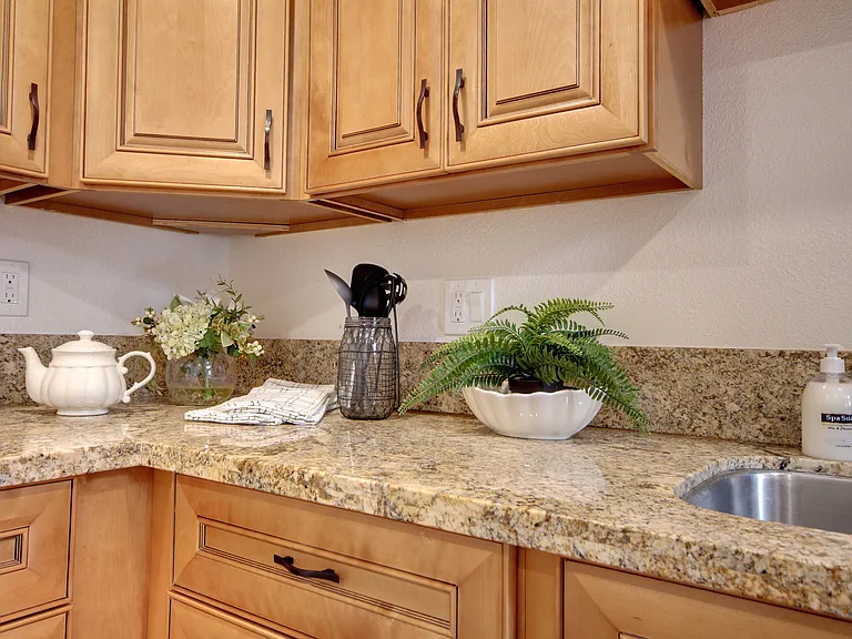 430 E Country Club Blvd #B — Photo 8