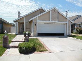 2nd image of 2416 Reindeer Ln