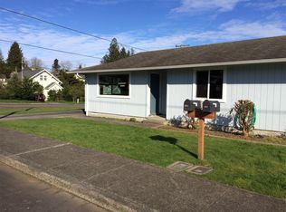 1400 4th St, Astoria, OR 97103