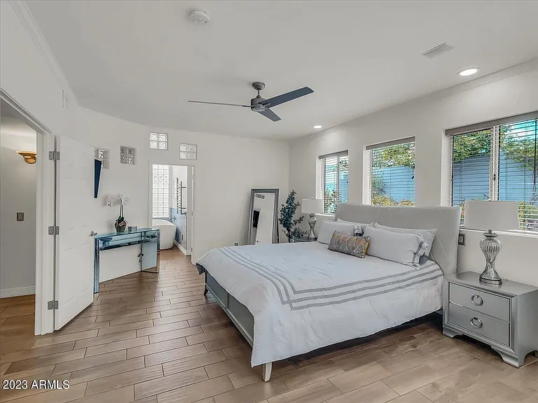 3351 E Las Rocas Dr — Photo 20