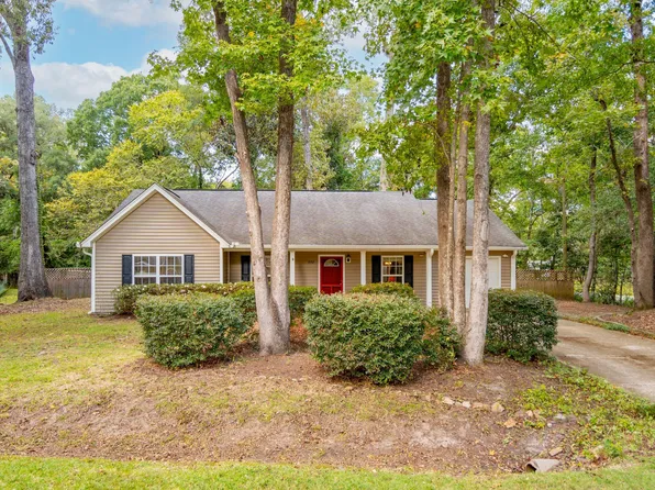 1957 Gasque St, Johns Island, SC 29455