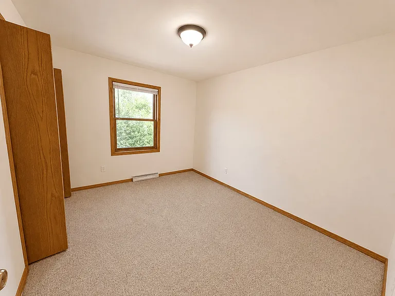 2285 S Thompson Dr — Photo 10
