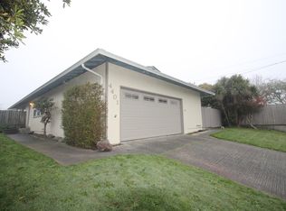 4401 Roberts Dr, Eureka, CA 95503