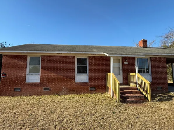 617 James St, Bishopville, SC 29010