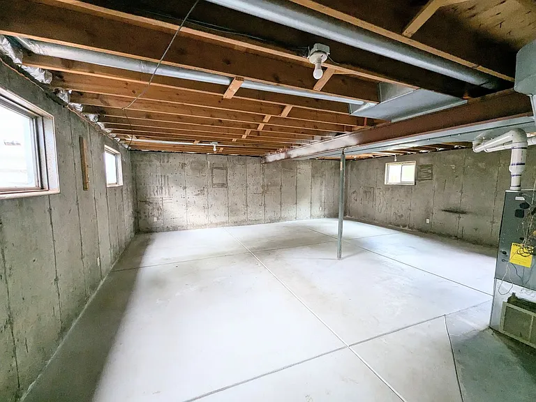 2511 Launcelot Ct — Photo 24