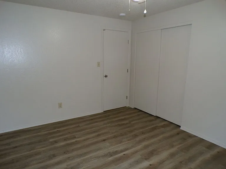 318 Marie St #A/B — Photo 11